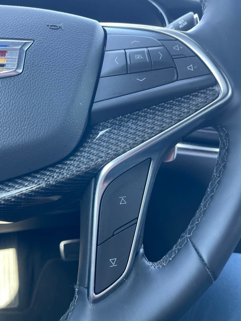 Used 2025 Cadillac XT5 Sportv w/ Technology Package AWD/4WD image 20