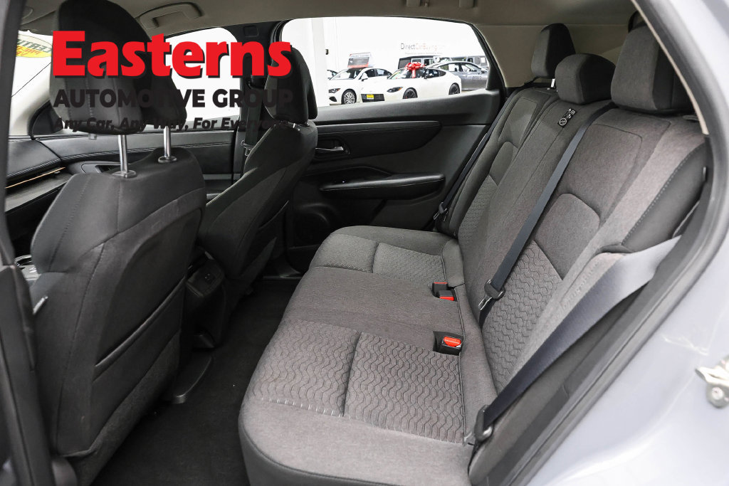 Used 2023 Nissan Ariya FWD image 21