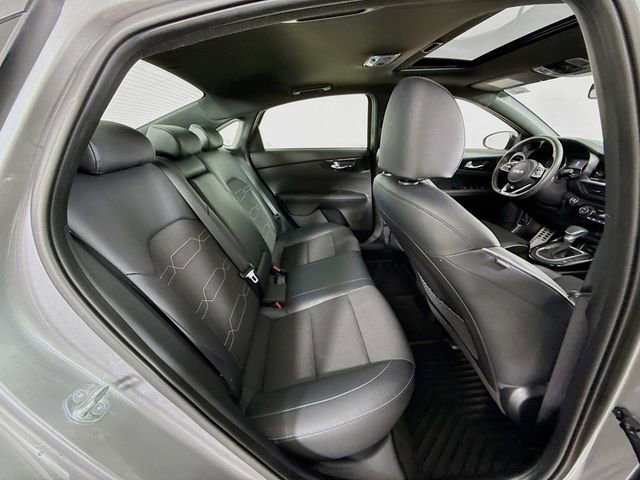 Used 2023 Kia Forte GT-Line w/ GT-Line Premium Package image 27