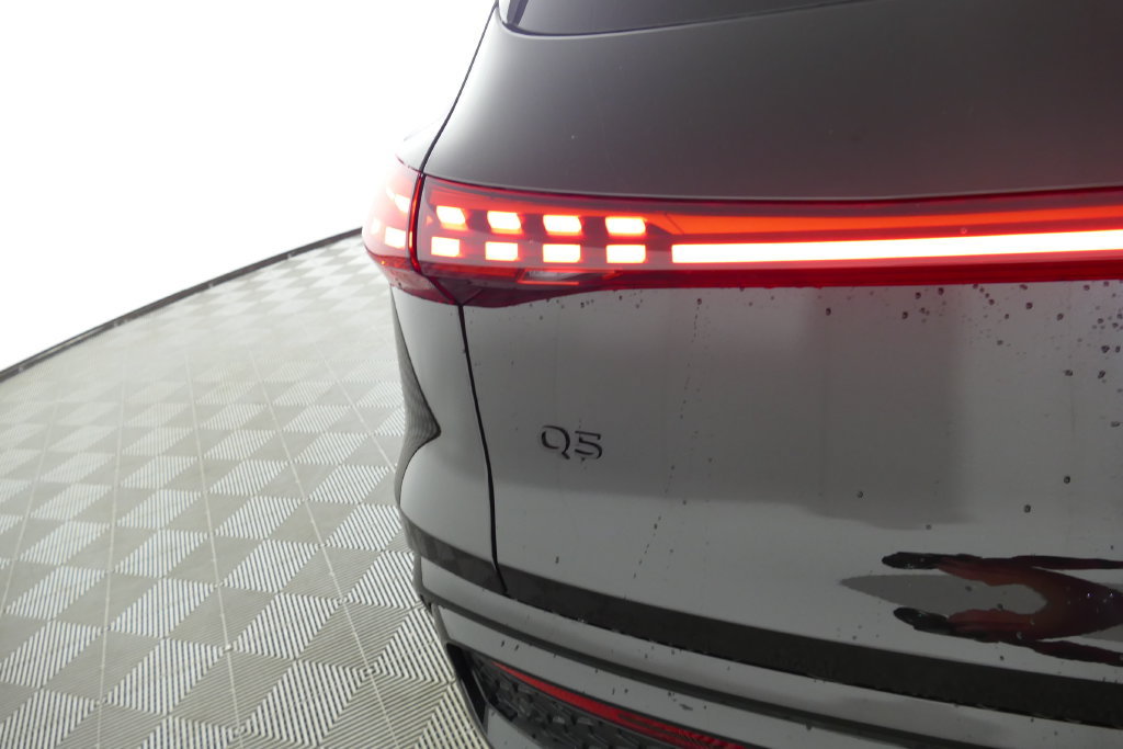 New 2026 Audi Q5 2.0T AWD/4WD image 28