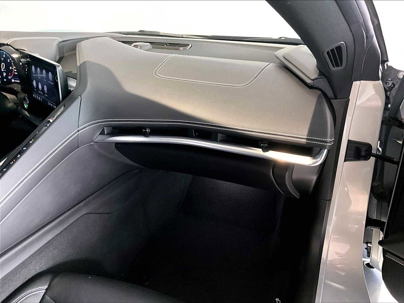 Used 2021 Chevrolet Corvette Stingray Coupe w/ 1LT image 21