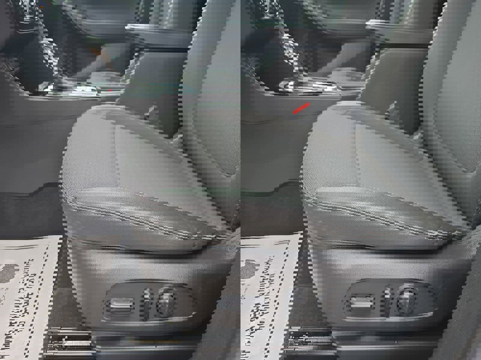 Used 2023 Buick Encore GX Preferred w/ Cold Weather Comfort Package image 29