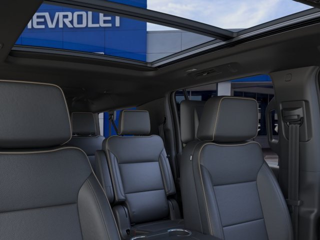 New 2026 Chevrolet Suburban Premier AWD/4WD image 24