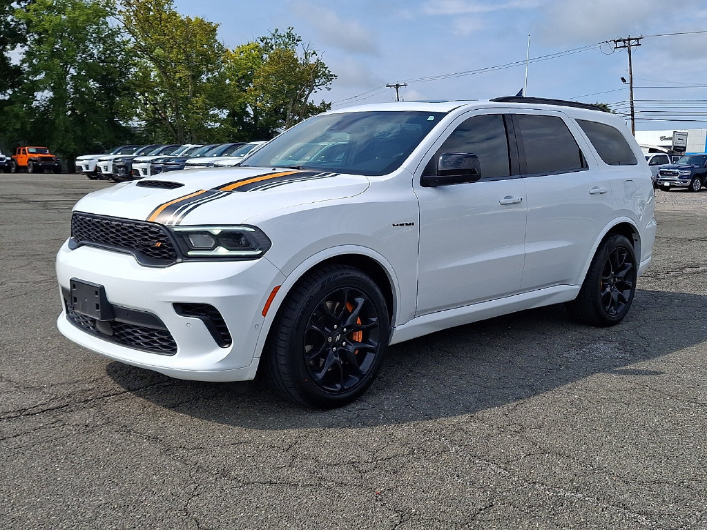 Used 2023 Dodge Durango R/T w/ Hemi Orange Plus Package AWD/4WD image 6
