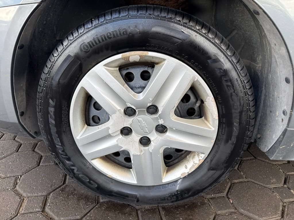 Used 2009 Chevrolet Impala LS FWD image 11