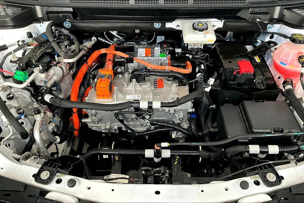 Used 2025 Chevrolet Equinox EV LT image 9