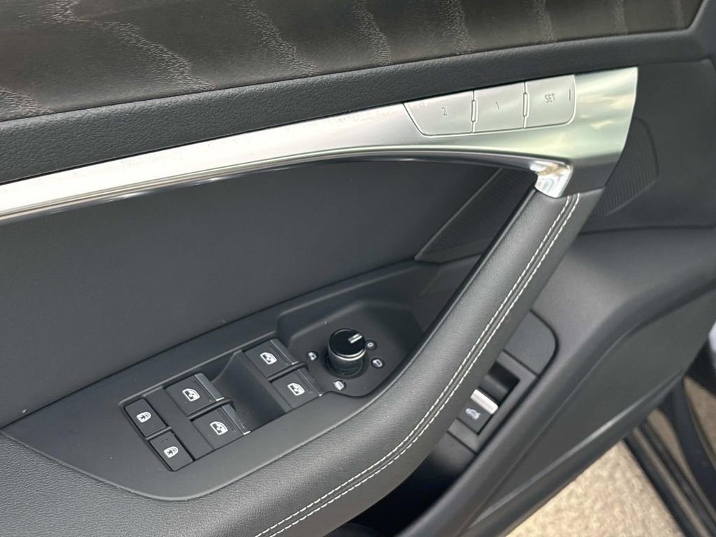 Used 2023 Audi A6 Premium Plus w/ Premium Plus Package image 25