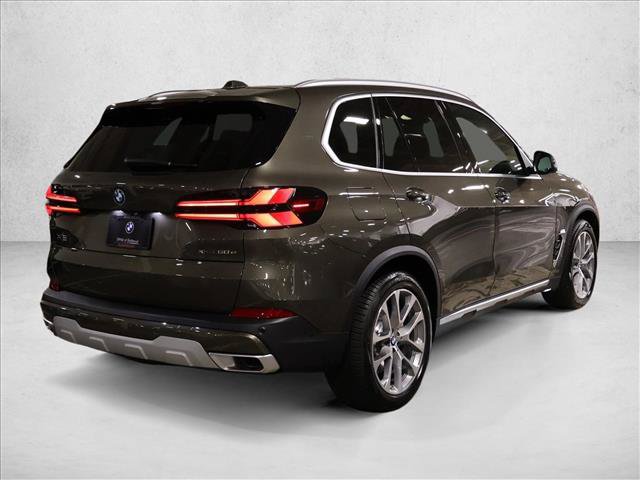 New 2026 BMW X5 xDrive50e AWD/4WD image 2