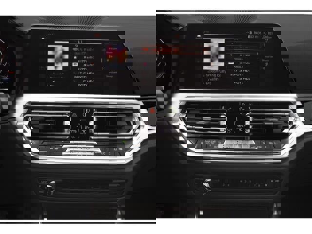 Used 2019 BMW 330i xDrive Sedan w/ Premium Package image 10