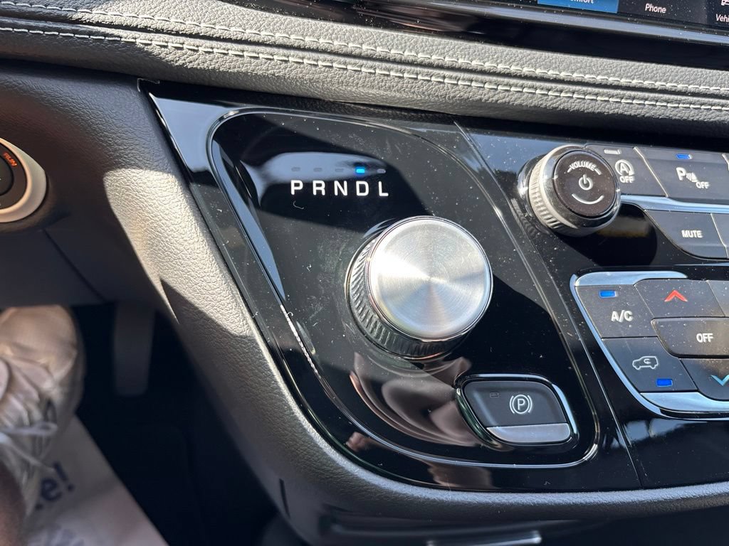 New 2027 Chrysler Pacifica Select FWD image 41