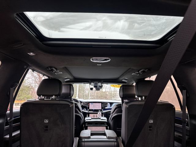 Used 2024 Jeep Grand Wagoneer Series III w/ Rear Seat Video Group 1 image 15