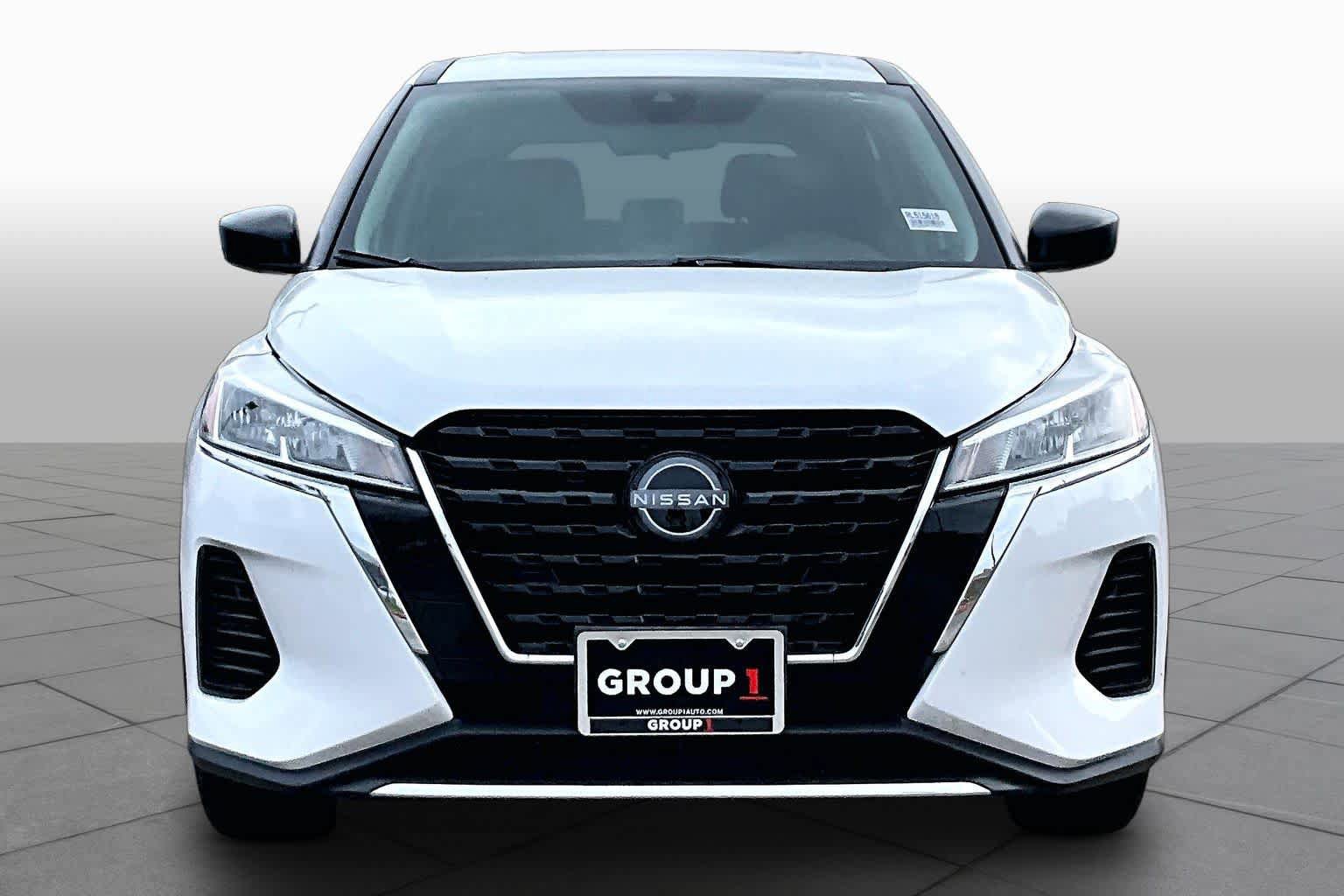 Used 2024 Nissan Kicks S FWD image 4