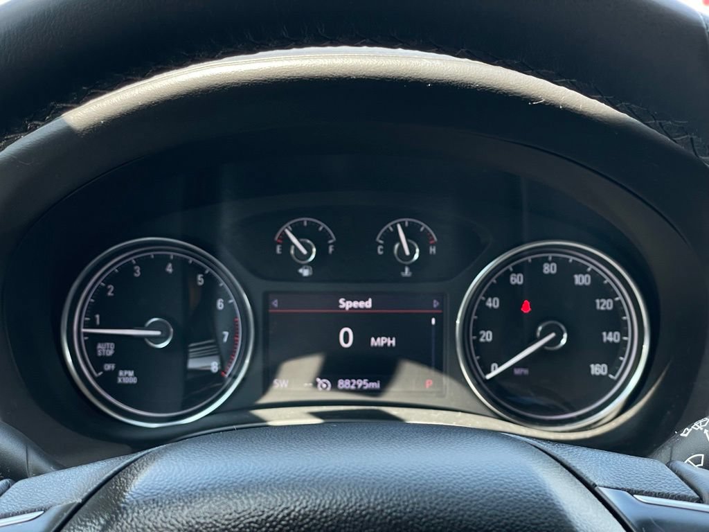 Used 2021 Buick Enclave Essence FWD image 13