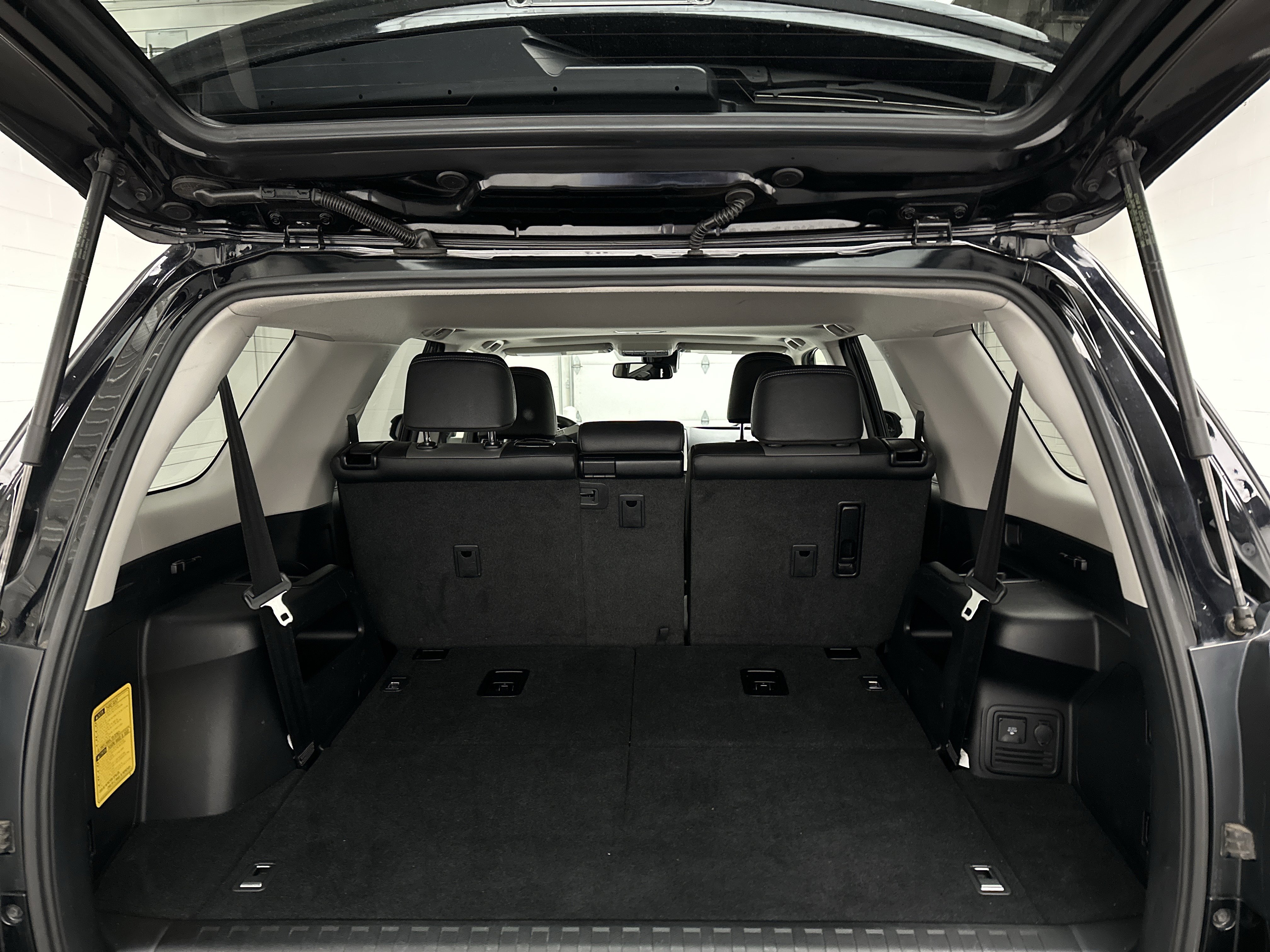 Used 2022 Toyota 4Runner SR5 Premium w/ TRD Black Wheel Package (TMS) image 15