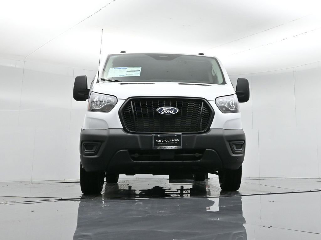 New 2026 Ford Transit 150 Low Roof RWD image 29