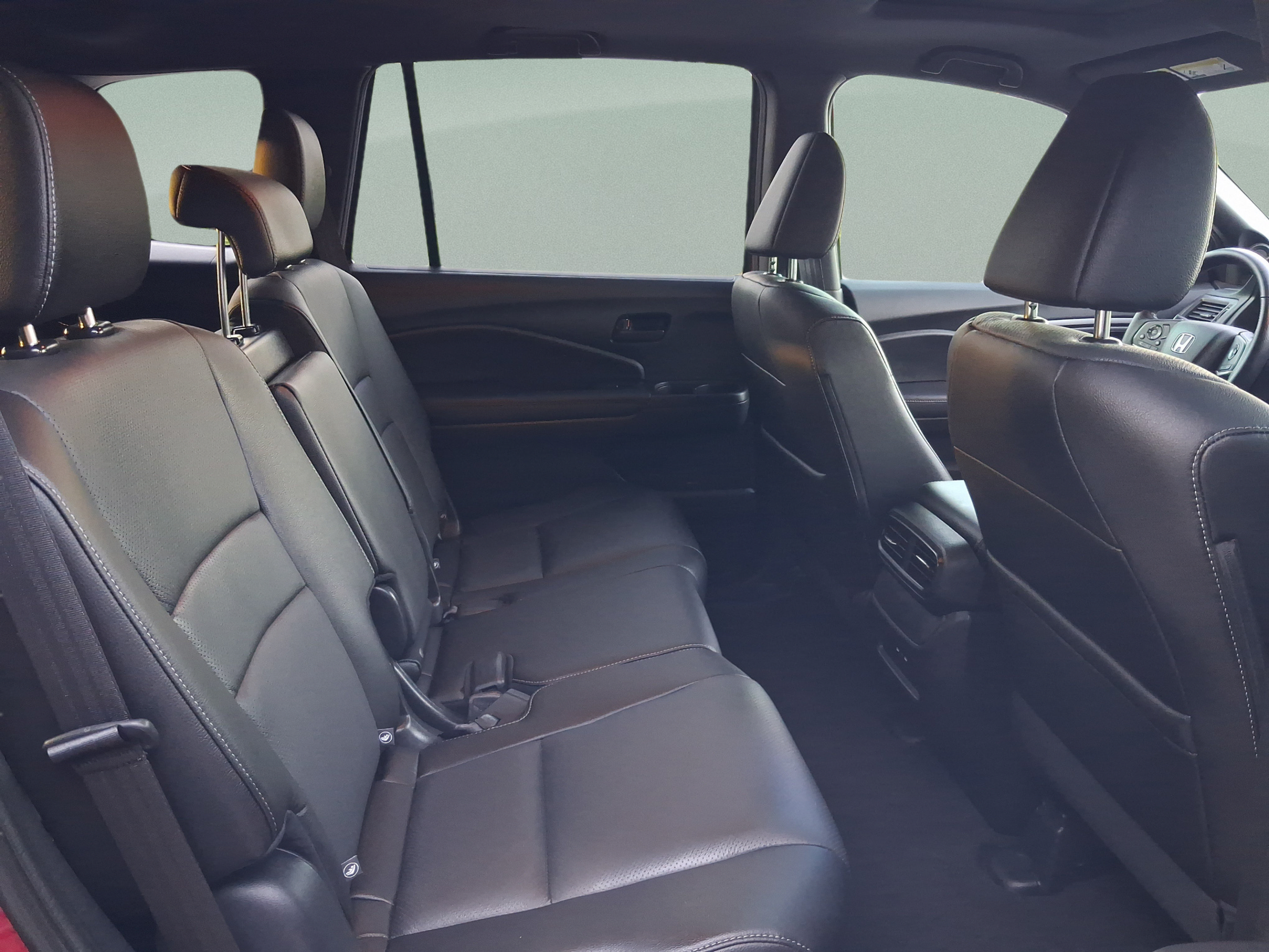 Used 2024 Honda Passport EX-L image 27