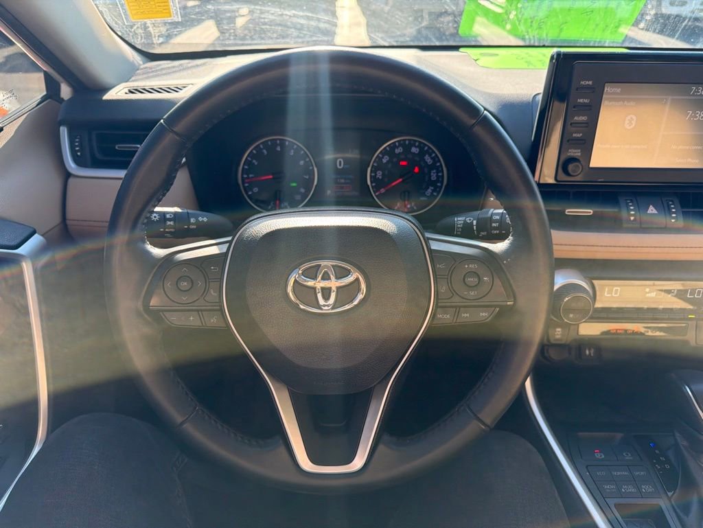 Used 2019 Toyota RAV4 XLE Premium AWD/4WD image 12