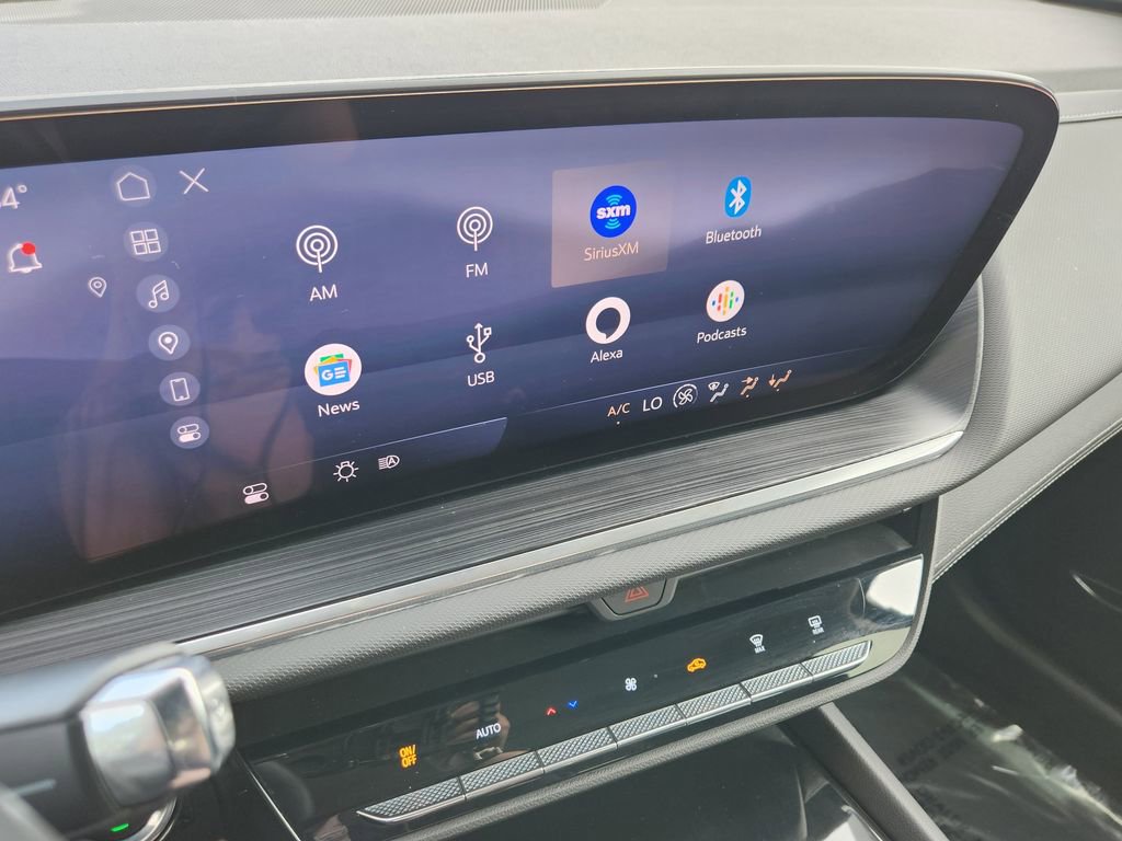 Used 2024 Buick Envision Preferred image 8