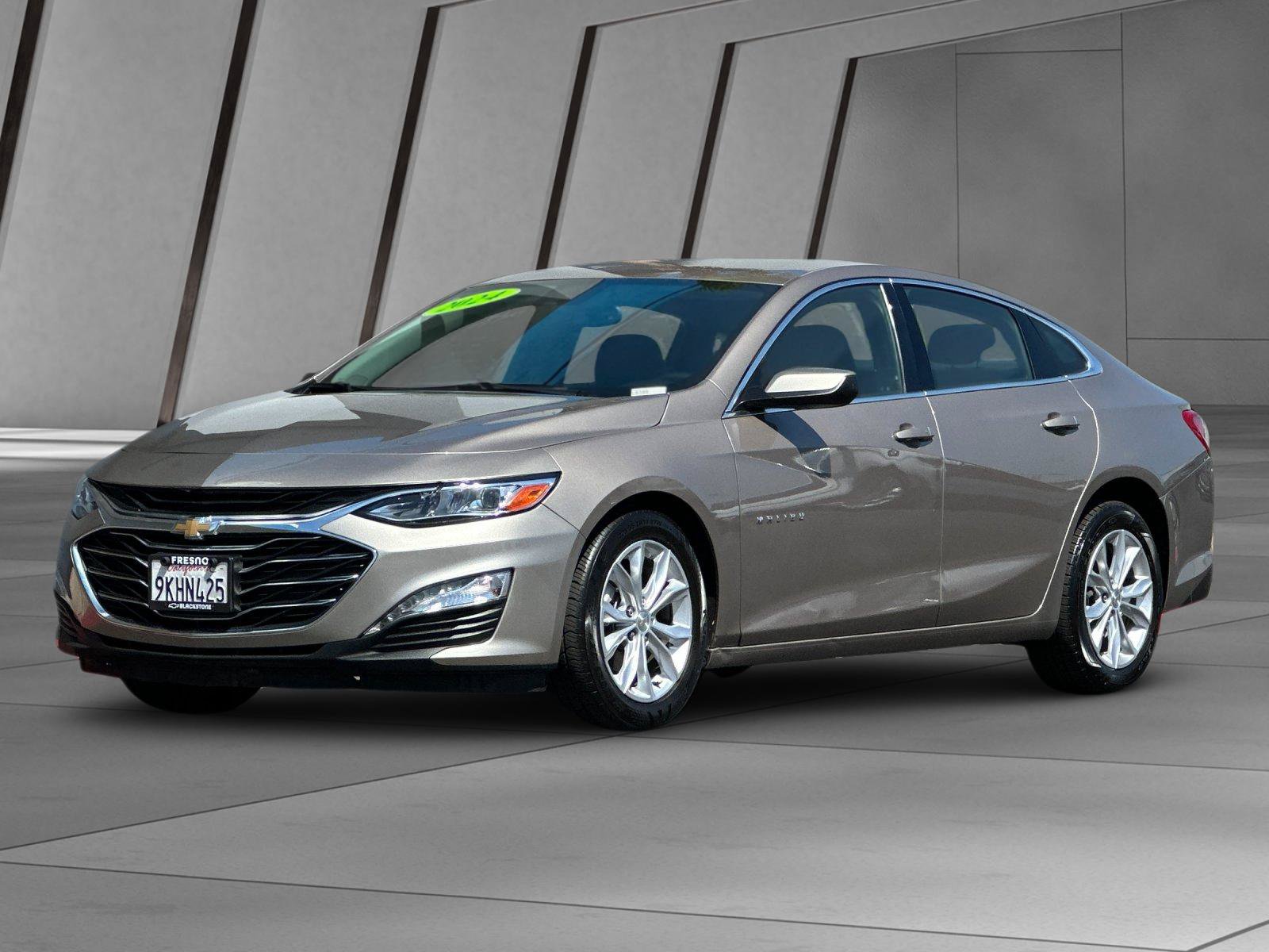 Used 2024 Chevrolet Malibu LT FWD image 8