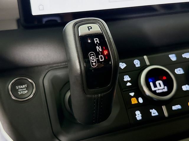 Certified 2024 Land Rover Defender 110 X-Dynamic SE image 19