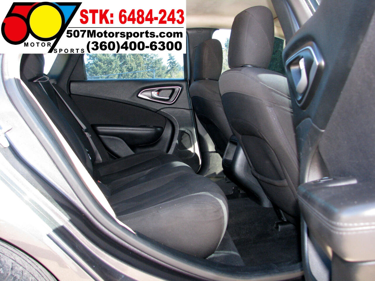 Used 2015 Chrysler 200 Limited w/ Convenience Group image 29