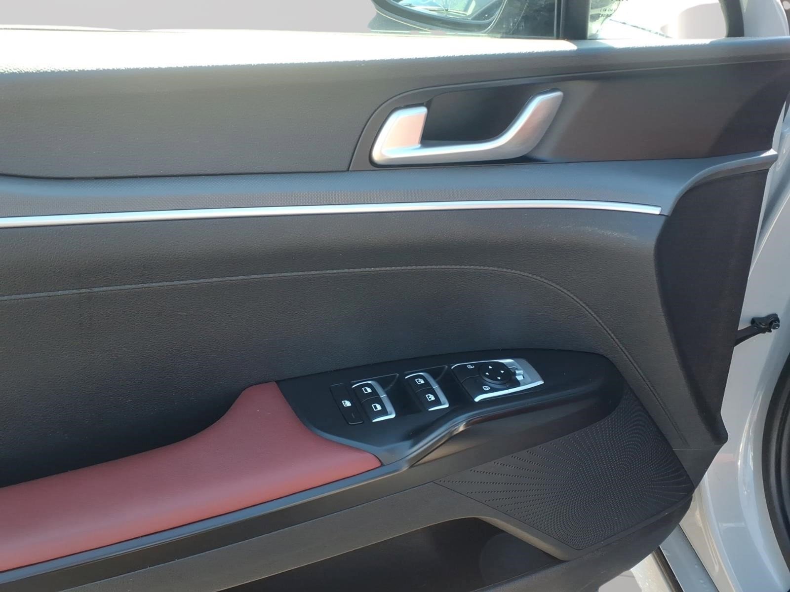 Used 2023 Kia K5 GT-Line image 9