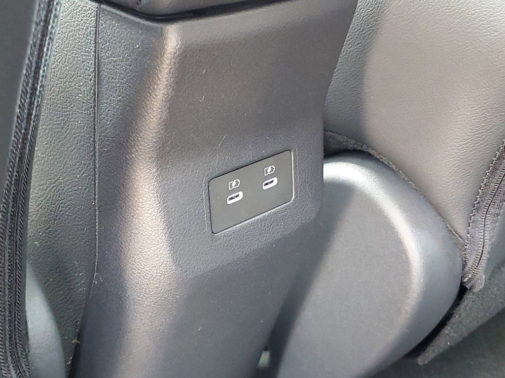 New 2025 Nissan Kicks SR w/ SR Premium Package image 28