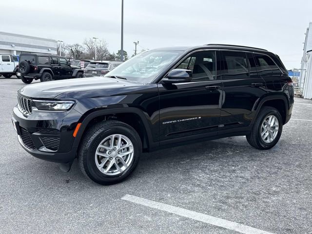 New 2026 Jeep Grand Cherokee Laredo image 7