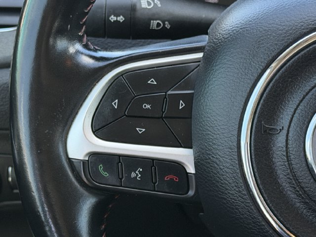 Used 2021 Jeep Compass Trailhawk AWD/4WD image 12