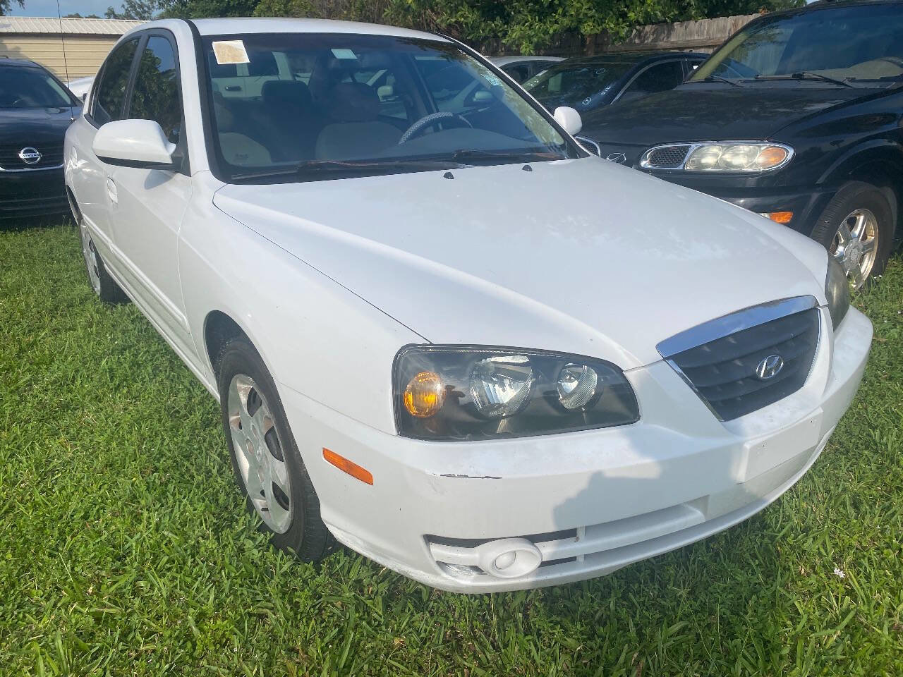 Used 2005 Hyundai Elantra GT FWD image 2