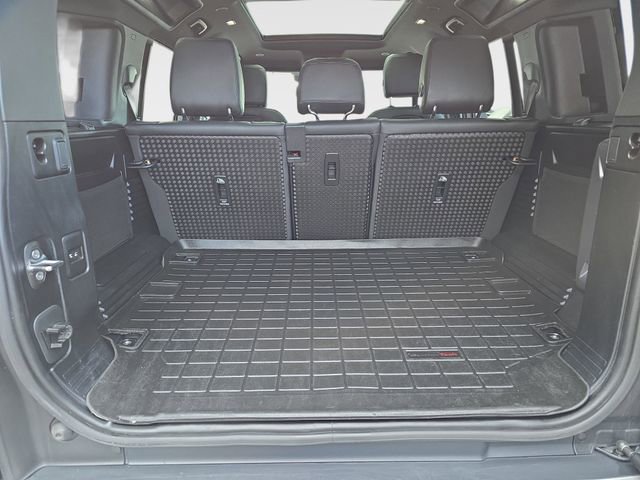 Certified 2022 Land Rover Defender 110 SE image 14