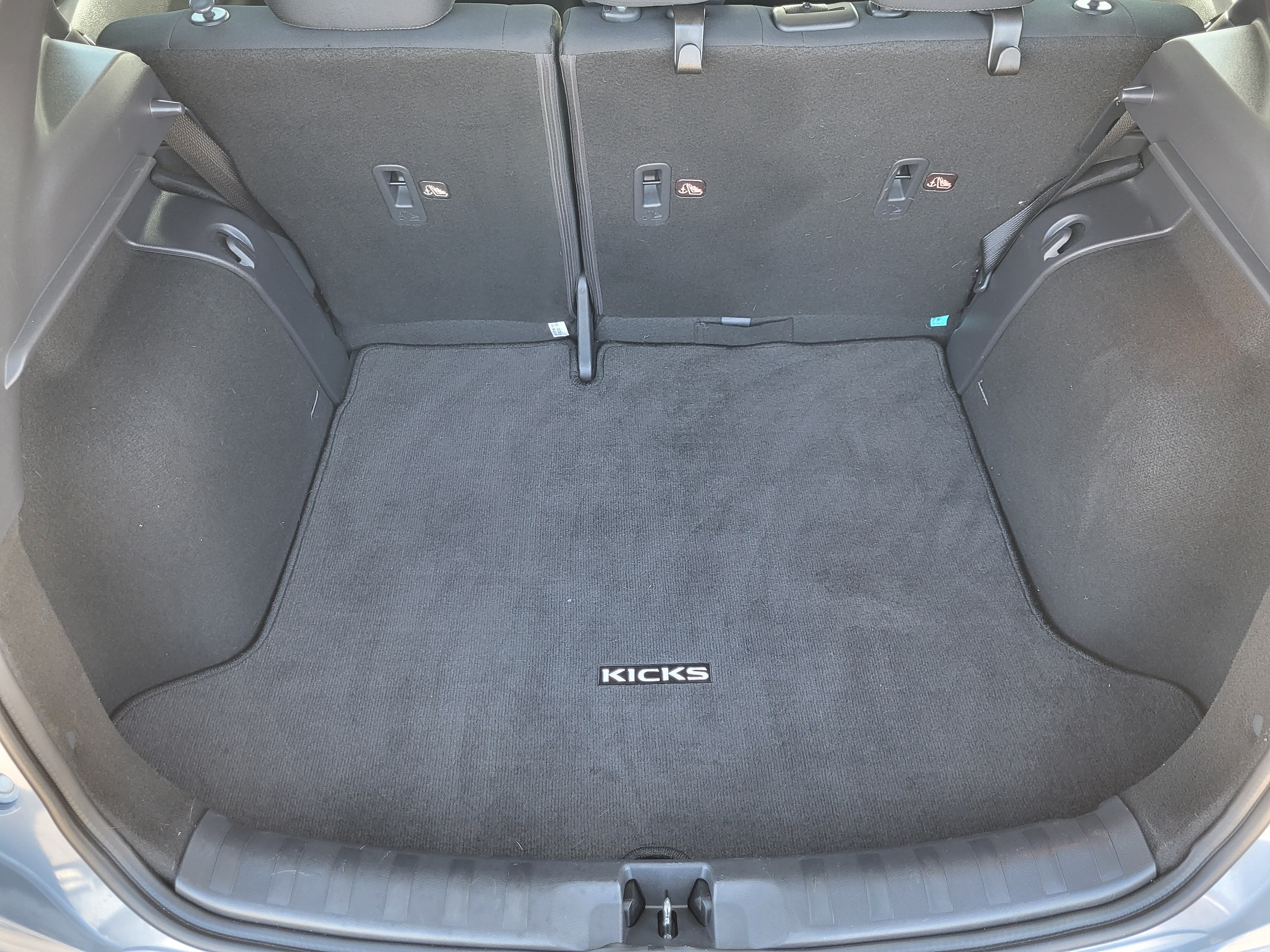 Certified 2023 Nissan Kicks SV FWD image 30