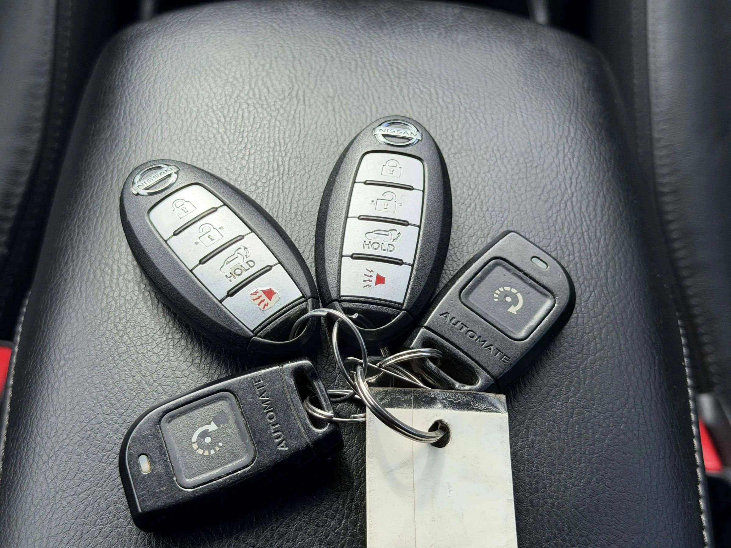 Used 2014 Nissan Rogue SL image 25