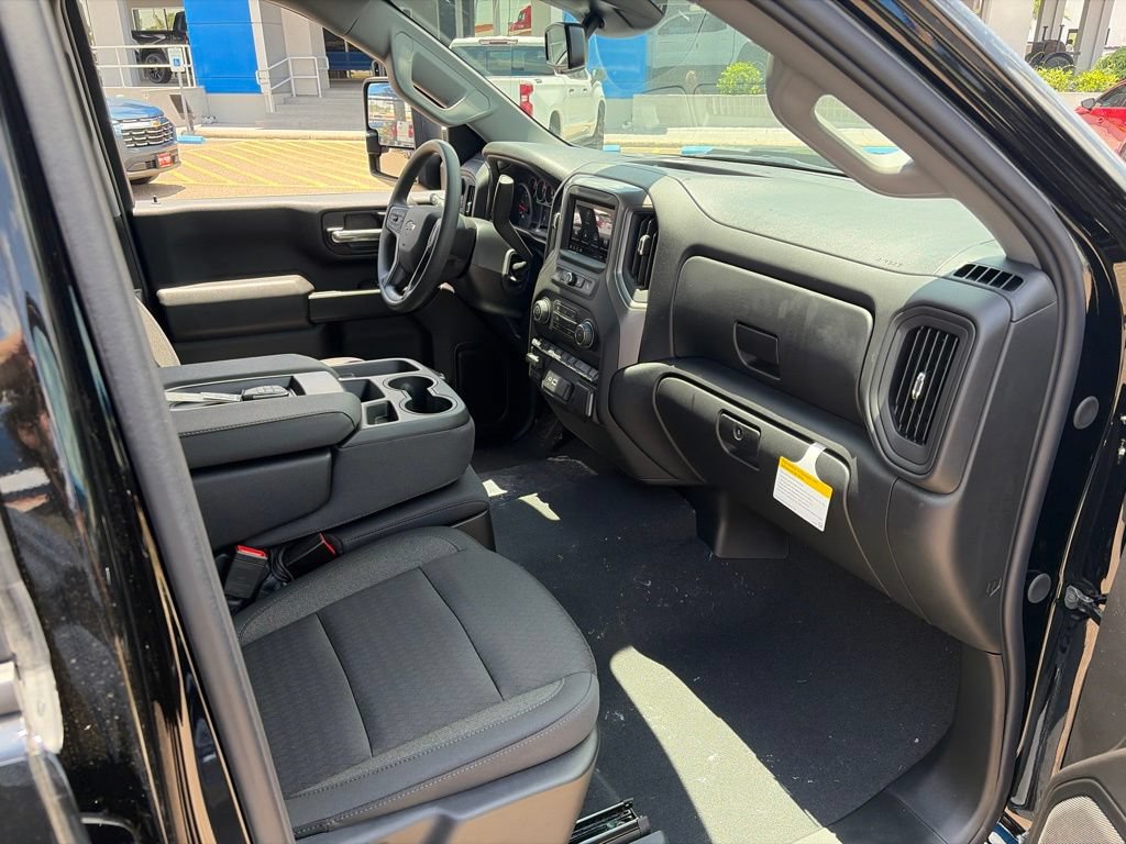 New 2026 Chevrolet Silverado 2500 Custom w/ Custom Value Package AWD/4WD image 9