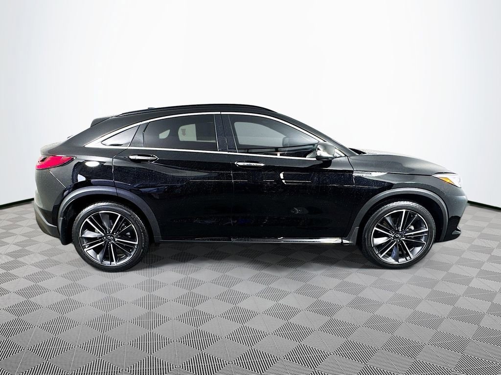Certified 2022 INFINITI QX55 Luxe w/ Cargo Package AWD/4WD image 4