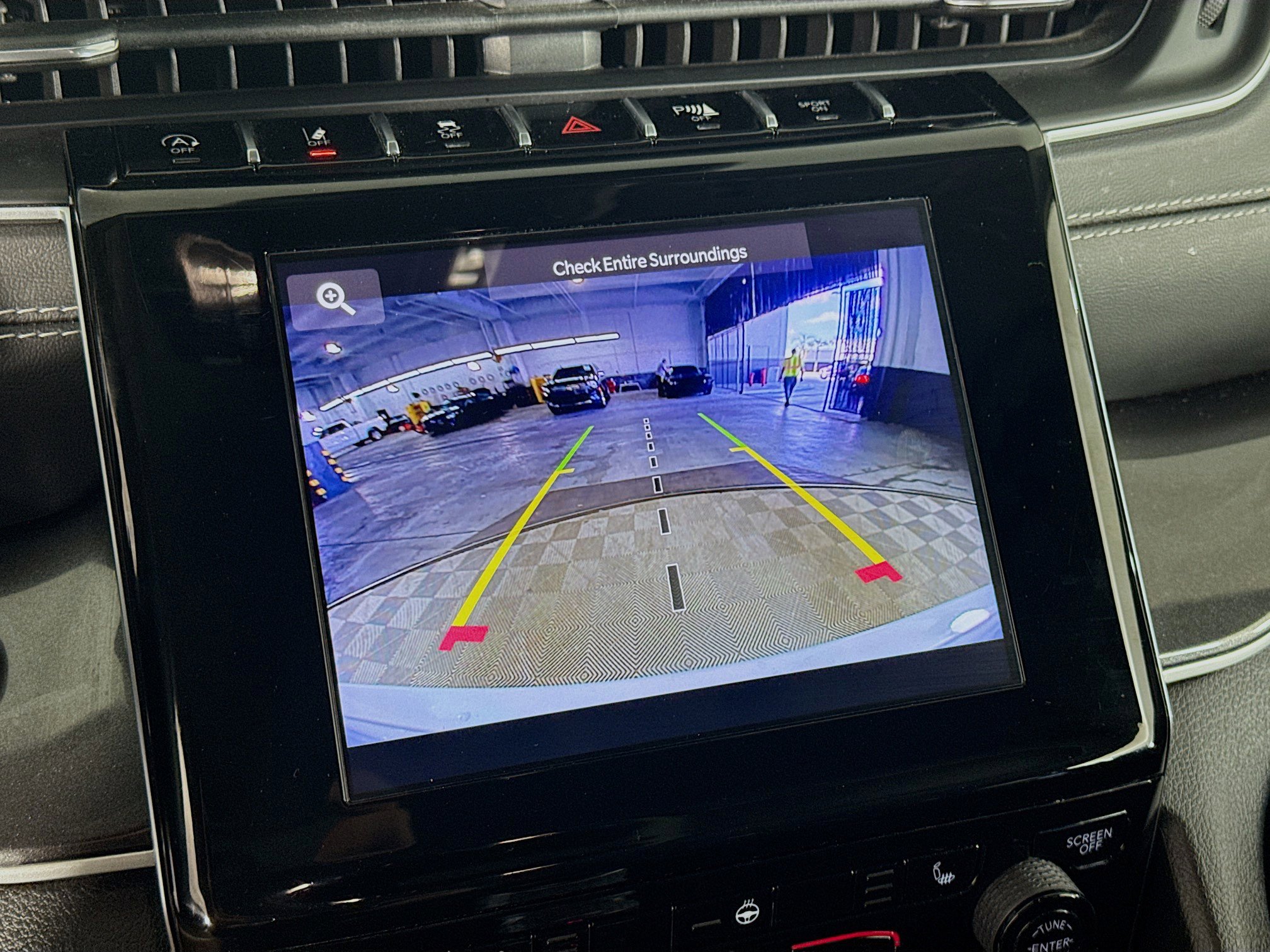 Used 2022 Jeep Grand Cherokee Laredo w/ Luxury Tech Group I image 19