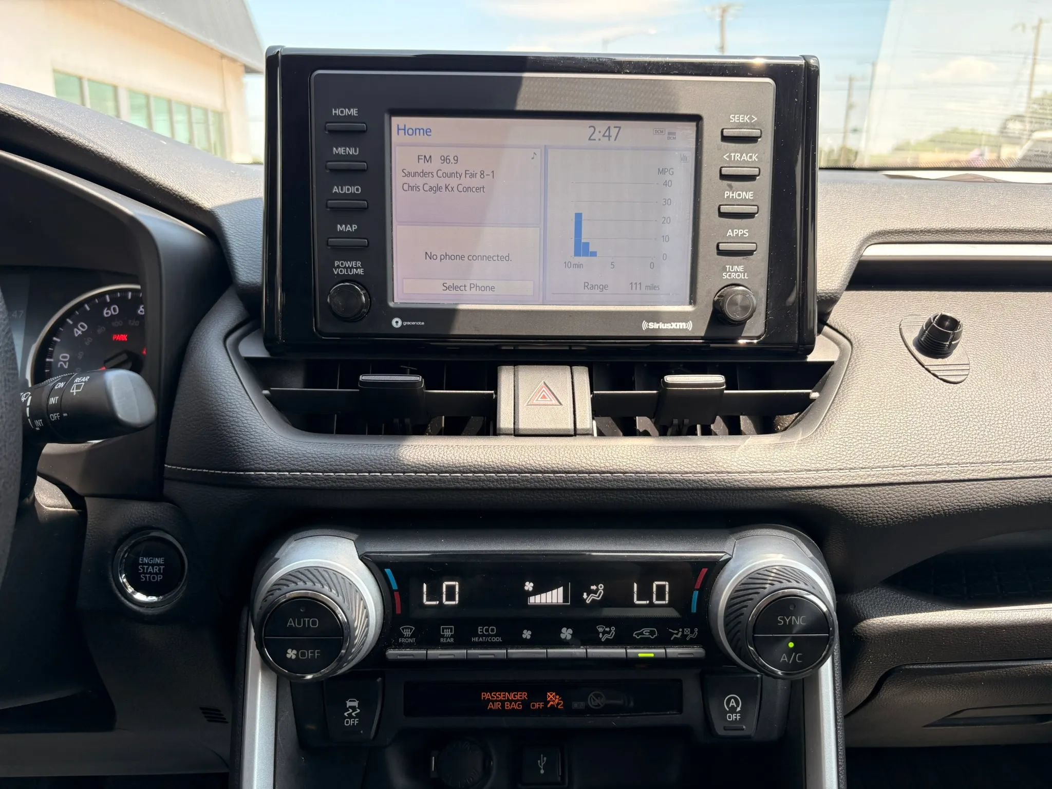 Used 2021 Toyota RAV4 XLE AWD/4WD image 19