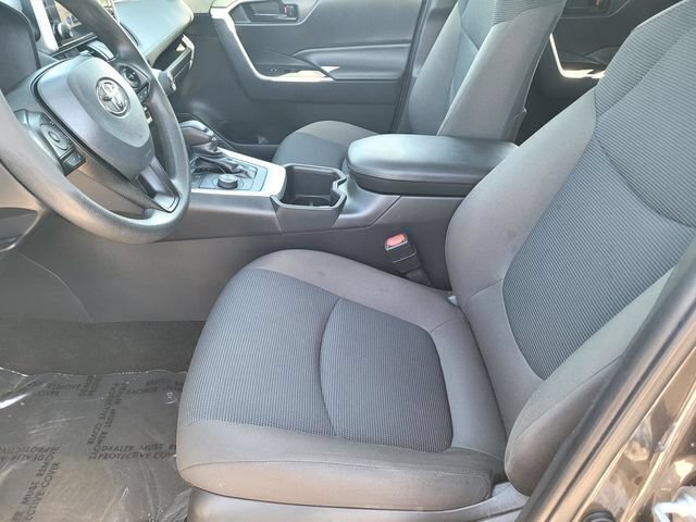 Certified 2023 Toyota RAV4 LE AWD/4WD image 15