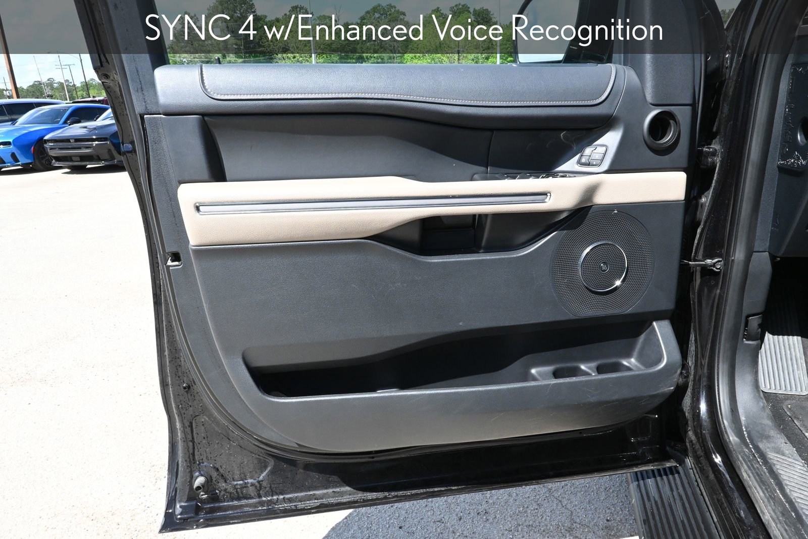 Used 2024 Ford Expedition Limited image 8