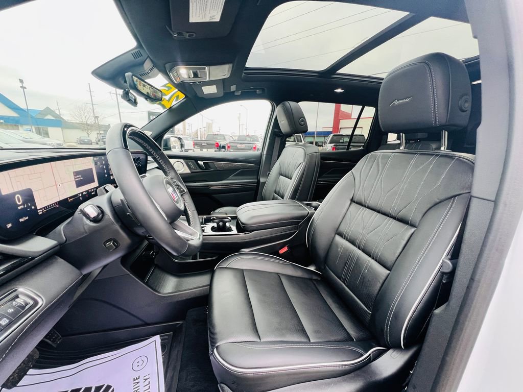 Used 2025 Buick Enclave Avenir w/ Super Cruise Package image 30