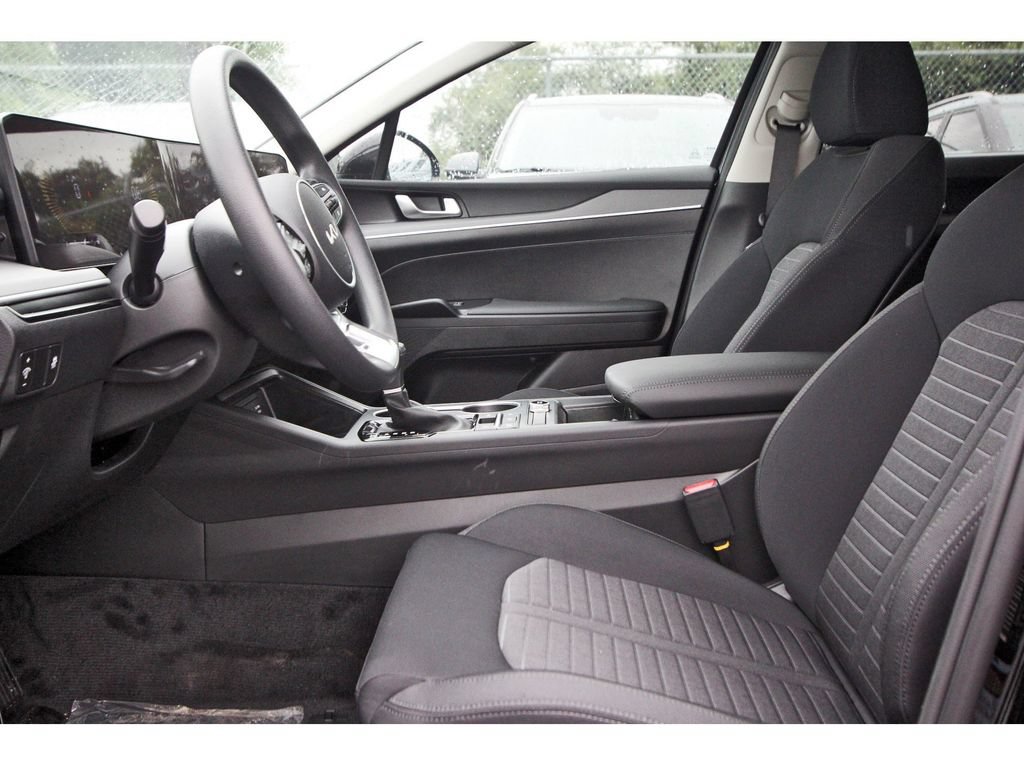 New 2026 Kia K5 LXS FWD image 23