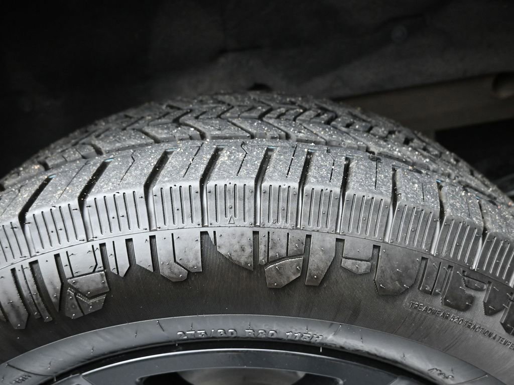 Used 2022 Chevrolet Silverado 1500 RST image 9