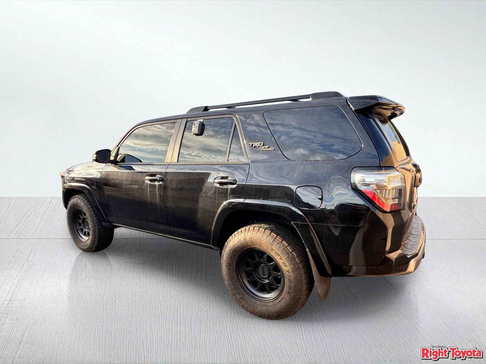 Certified 2024 Toyota 4Runner TRD Off-Road Premium w/ Moonroof Package AWD/4WD image 3