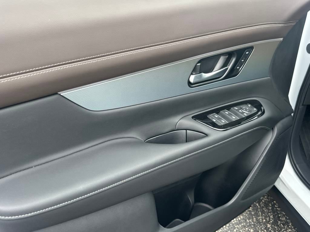 New 2025 Nissan Murano Platinum image 10