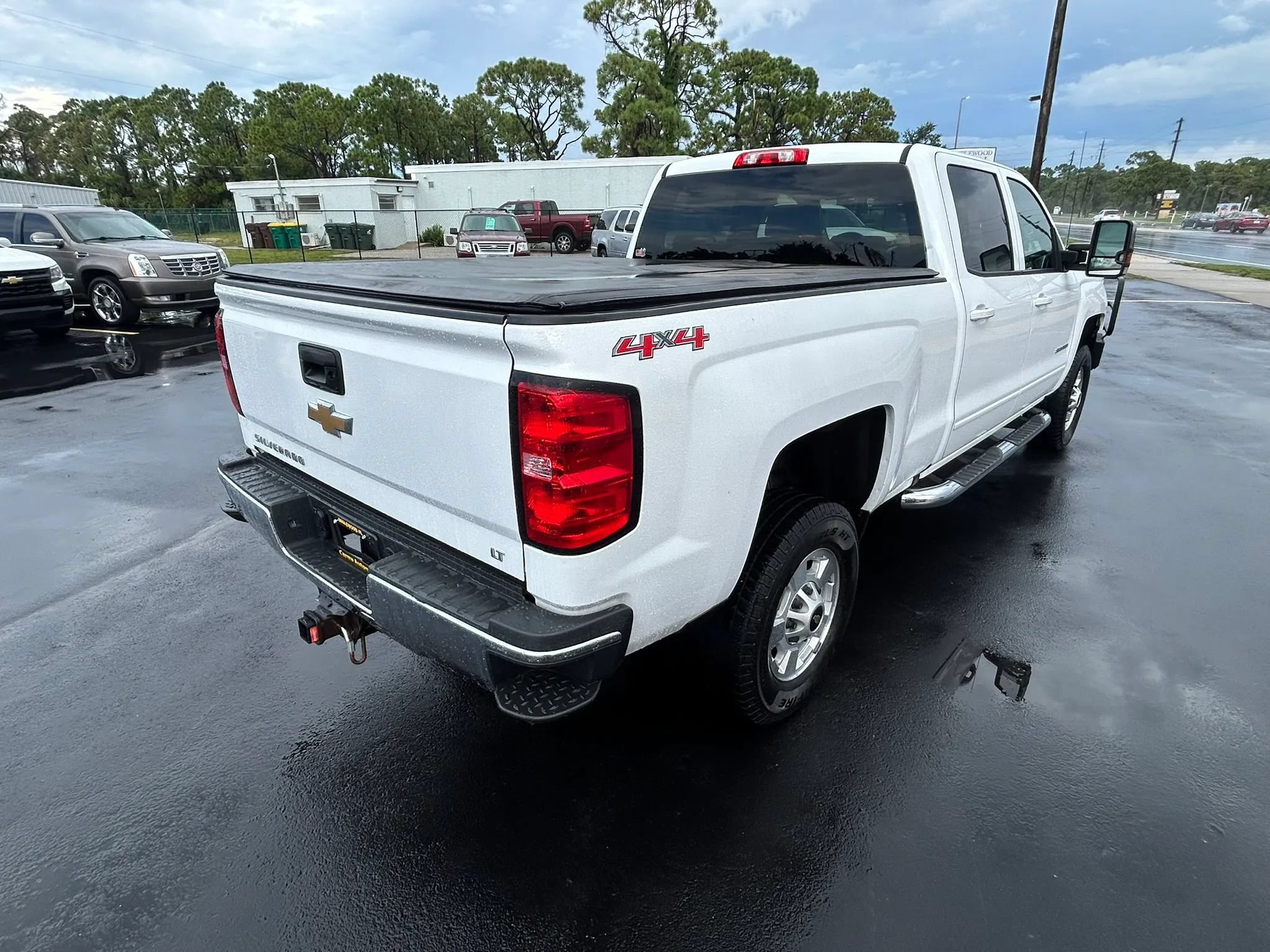 Used 2016 Chevrolet Silverado 2500 LT w/ All Star Edition AWD/4WD image 11