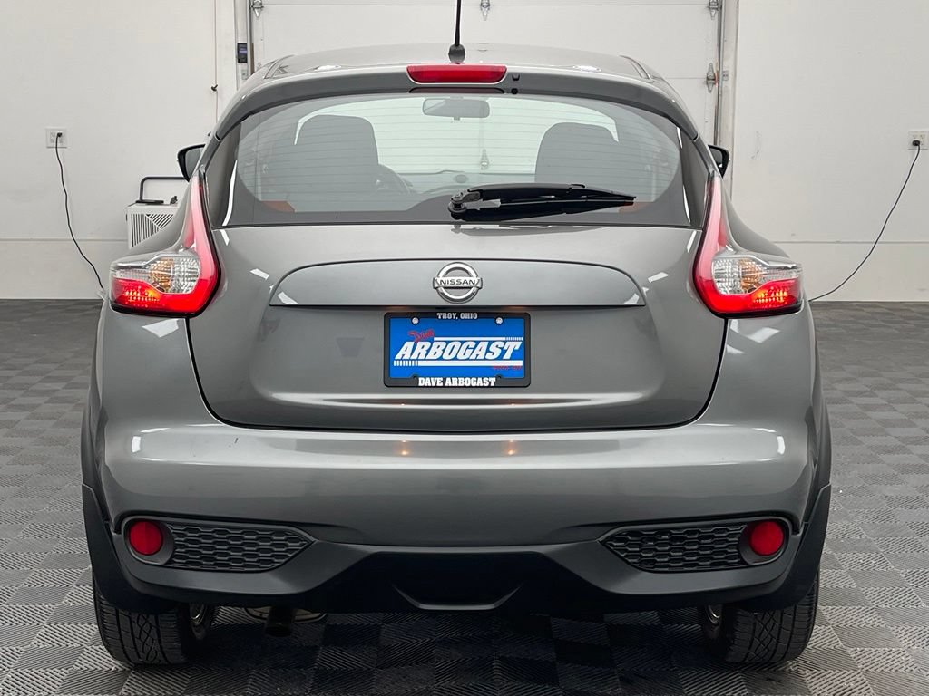 Used 2015 Nissan Juke S FWD image 7