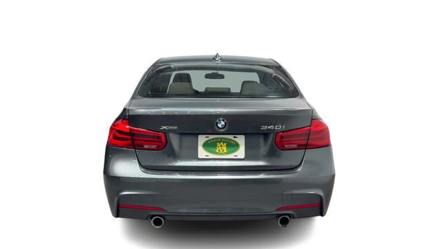 Used 2016 BMW 340i xDrive Sedan AWD/4WD image 3