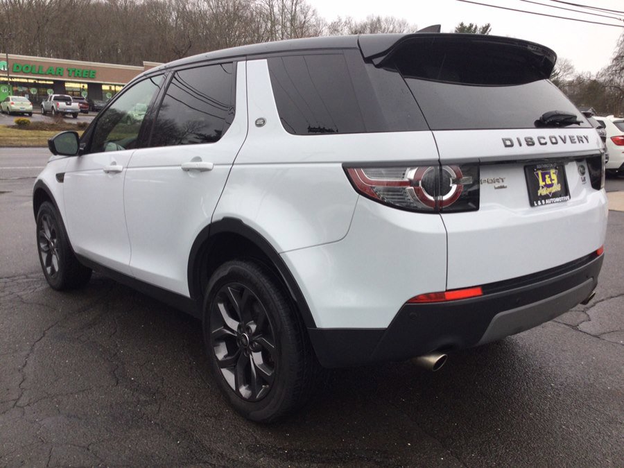 Used 2019 Land Rover Discovery Sport HSE AWD/4WD image 9