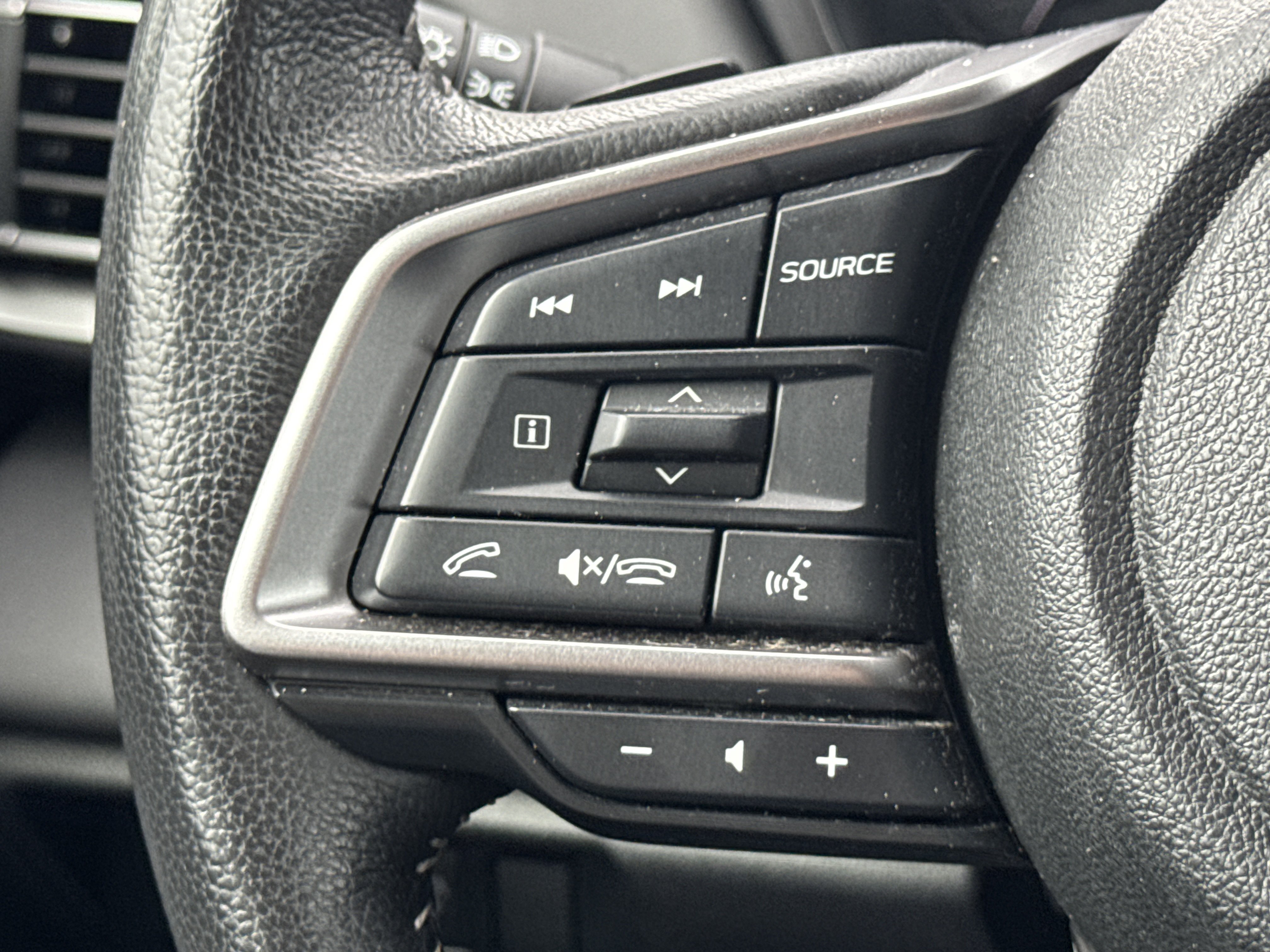 Certified 2024 Subaru Outback Limited XT AWD/4WD image 8