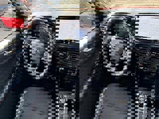 Certified 2024 Ford Escape ST-Line w/ Tech Pack #1 image 15